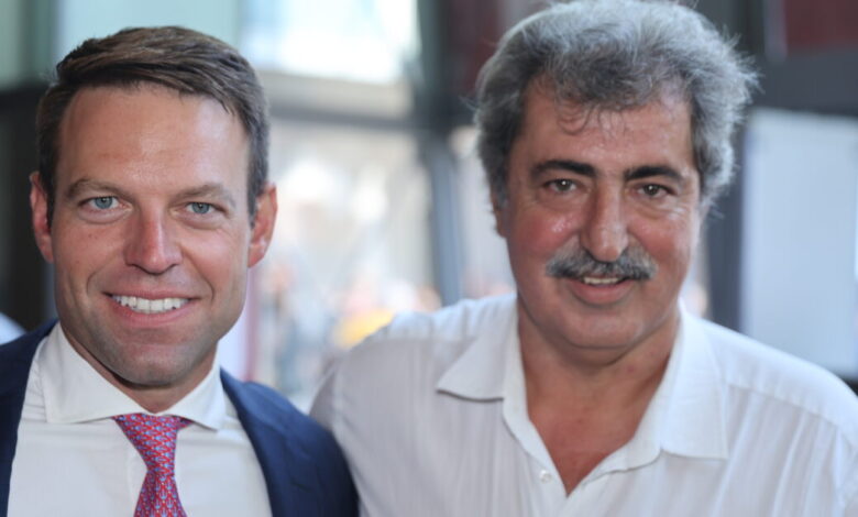 Σφάζονται-Στέφανος-Κασσελάκης-και-Παύλος-Πολάκης:-«Το-βάζεις-στα-πόδια»-–-«Είσαι-απατεώνας-και-απελπισμένος»