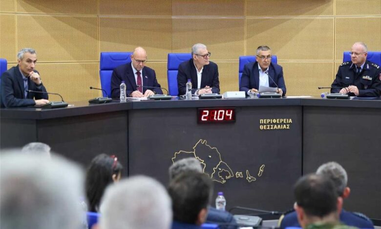 Η-Περιφέρεια-περιμένει-ένα-δύσκολο-κλιματικό-καλοκαίρι-–-Σύσκεψη-παρουσία-του-υπουργού-Ευάγγελου-Τουρνά