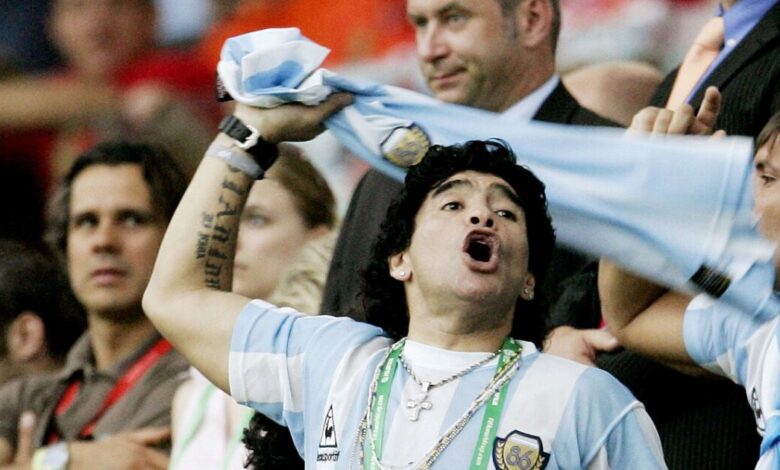 Η-κόρη-του-Μαραντόνα-κατήγγειλε-χειραγώγηση-των-γιατρών-στην-οικογένειά-της-στη-δίκη-για-το-θάνατο-του-Αργεντινού-θρύλου