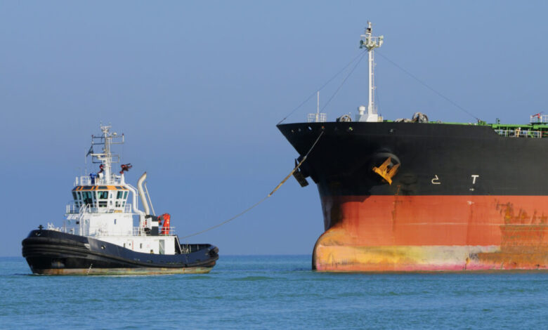 Ιρανικά-δεξαμενόπλοια-απενεργοποιούν-αναμεταδότες-και-παρακάμπτουν-τον-αποκλεισμό-των-ΗΠΑ-στα-Στενά-του-Ορμούζ-φορτωμένα-αργό-πετρέλαιο