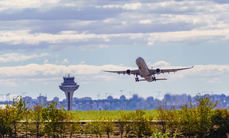 Αεροπορικά-εισιτήρια:-Ανατιμήσεις-λόγω-του-ράλι-των-καυσίμων-–-Ποια-είναι-η-επιβάρυνση-για-διηπειρωτικά-και-εντός-Ευρώπης-ταξίδια