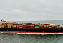 «epaminondas»,-το-ελληνικών-συμφερόντων-πλοίο,-που-δέχθηκε-τα-πυρά-των-Φρουρών-της-Επανάστασης