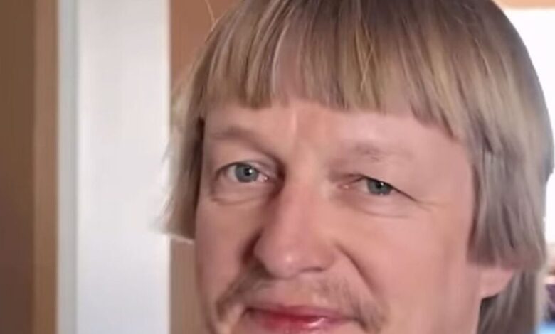 rain-epler:-Διαδικτυακός-ντόρος-με-τον-Εσθονό-πολιτικό-με-κούρεμα-playmobil