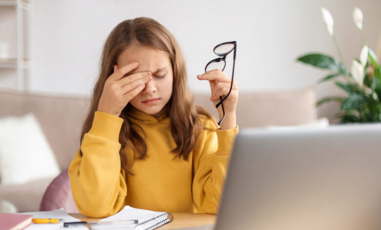 Λος-Άντζελες:-«Φρένο»-στον-χρόνο-παραμονής-των-μαθητών-μπροστά-στις-οθόνες-μέσα-στις-τάξεις