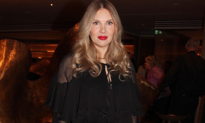 Χριστίνα-Αλούπη:-Δεν-νιώθω-άνετα-να-μιλάω-σε-κάθε-συνέντευξη-για-την-κακοποιητική-συμπεριφορά-που-βίωσα