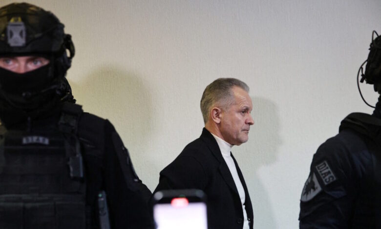 Μολδαβία:-Σε-κάθειρξη-19-ετών-καταδικάστηκε-ο-μεγιστάνας-Βλαντίμιρ-Πλαχοτνιούκ-για-την-«κλοπή-του-αιώνα»