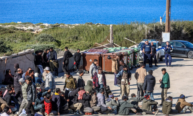 Πλεύρης-για-μεταναστευτικό:-Κλιμάκωση-μέτρων-αν-υπάρξει-έξαρση-ροών