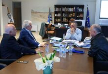 mε-μέλη-της-Ένωσης-Ελλήνων-Φυσικών-ο-Κουρέτας