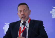 Στουρνάρας:-Οι-προκλήσεις-για-την-Ελλάδα-από-την-ΑΙ-και-την-καινοτομία