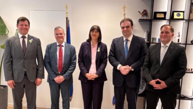 Συνάντηση-Πιερρακάκη-–-Κοβέσι-στην-ΑΑΔΕ-για-τα-τελωνεία