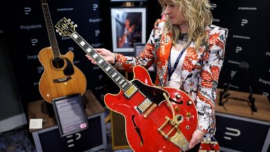 Δημοπρασία-αντικειμένων-διάσημων-μουσικών-στις-30-Απρίλη-στο-propstore