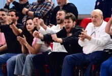 Βεζένκοφ-και-Νετζήπογλου-πανηγύρισαν-έξαλλα-τη-νίκη-του-Ολυμπιακού-επί-της-Νόβι-Μπέογκραντ-στο-πόλο-ανδρών