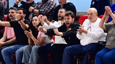 Βεζένκοφ-και-Νετζήπογλου-πανηγύρισαν-έξαλλα-τη-νίκη-του-Ολυμπιακού-επί-της-Νόβι-Μπέογκραντ-στο-πόλο-ανδρών