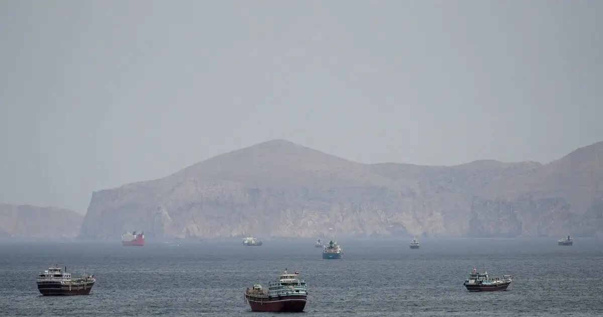 Υπό-τον-έλεγχο-των-Φρουρών-της-Επανάστασης-το-ελληνόκτητο-πλοίο-epaminondas-–-Πώς-το-κατέλαβαν