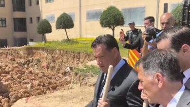 Άδωνις-Γεωργιάδης:-«Σε-ενάμιση-χρόνο-δεν-θα-υπάρχουν-ράντζα-στο-Αττικόν»-–-Έγινε-ο-αγιασμός-των-θεμελίων-του-νέου-κτιριακού-συγκροτήματος