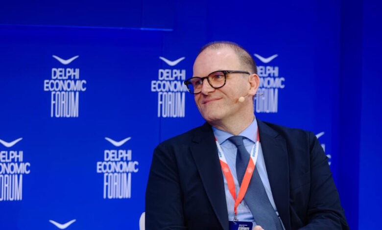 Φιλίπ-Ρογκ:-Οι-επενδύσεις-σε-data-centers-δεν-αποτελούν-πανάκεια-γιατί-το-κρίσιμο-στοιχείο-είναι-η-ανάπτυξη-της-τεχνολογίας