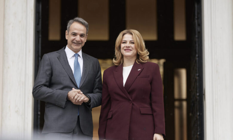 Συνάντηση-Μητσοτάκη-με-τη-Λετονή-πρωθυπουργό:-«Ηγετικός-ο-ρόλος-σας-στην-περιοχή»,-τόνισε-η-Σιλίνια