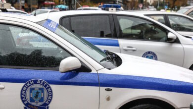 Ασπρόπυργος:-Συνελήφθη-63χρονος-με-ένα-κιλό-κοκαΐνης-–-Τον-σταμάτησαν-οι-αστυνομικοί-και-προσπάθησε-να-το-σκάσει-τρέχοντας