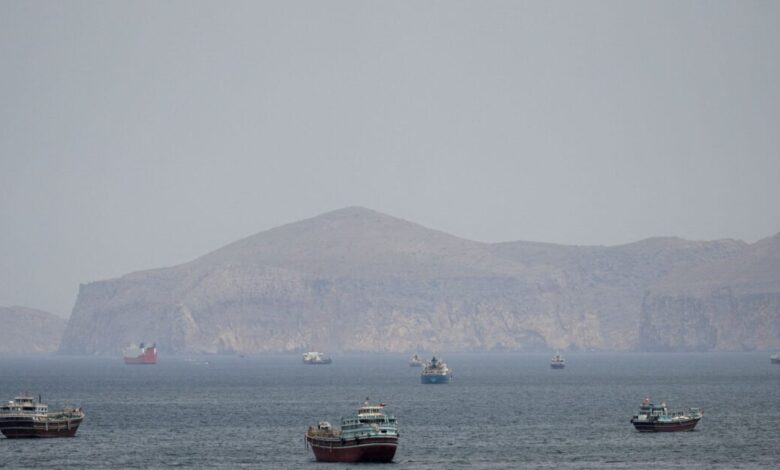 Ανάλυση-bbc:-Η-Τεχεράνη-ξαναγράφει-τους-κανόνες-της-παγκόσμιας-ναυσιπλοΐας-–-Σχέδιο-για-τέλη-βάσει-φορτίου-και-νέα-διαδρομή-στο-Ορμούζ