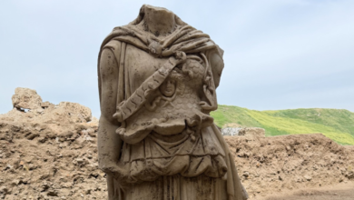 Άγαλμα-της-θεάς-Αθηνάς,-ύψους-2-μέτρων,-βρήκαν-στην-αρχαία-Λαοδικεία