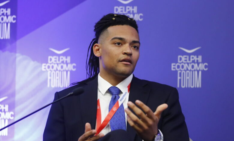 Καραλής:-Η-συγκλονιστική-ιστορία-με-την-μητέρα-του-πίσω-από-το-πρώτο-του-χάλκινο-μετάλλιο-και-η-φιλία-του-με-τον-Ντουπλάντις