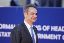 Μητσοτάκης-στο-breitbart:-«Ο-Τραμπ-θα-περάσει-καλά-στην-Ελλάδα,-είμαστε-περήφανοι-για-τη-φιλοξενία-μας-και-ελπίζουμε-να-συμφωνήσει-με-το-Ιράν»