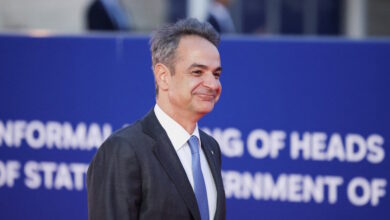 Μητσοτάκης-στο-breitbart:-«Ο-Τραμπ-θα-περάσει-καλά-στην-Ελλάδα,-είμαστε-περήφανοι-για-τη-φιλοξενία-μας-και-ελπίζουμε-να-συμφωνήσει-με-το-Ιράν»