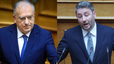 «Σφάχτηκαν»-Ανδρουλάκης-και-Θεοδωρικάκος:-«Χυδαίο-ντιλάρισμα-Μαξίμου-με-τους-13-του-ΟΠΕΚΕΠΕ»,-«Επί-ΠΑΣΟΚ-δεν-υπήρχε-ρουσφέτι;»