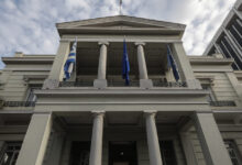 ΥΠΕΞ-σε-Τουρκία:-«Δεν-περνάμε-τις-συμμαχίες-μας-από-την-έγκριση-τρίτων-κρατών»