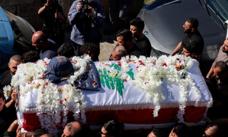 Αμάλ-Χαλίλ:-Η-καταδίωξη-και-δολοφονία-της-δημοσιογράφου-από-ισραηλινό-πλήγμα-στον-Λίβανο