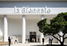 Η-Ρωσία-επιστρέφει-στην-Μπιενάλε-της-Βενετίας:-Χρηματοδότηση-2-εκατομμυρίων-ευρώ-απέσυρε-η-Κομισιόν