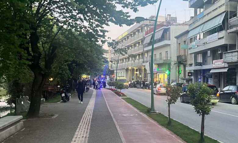 Τροχαίο-στην-Όθωνος:-Δύο-τραυματίες-μετά-από-παράσυρση