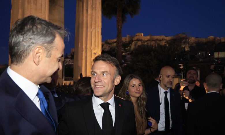 Μακρόν-σε-Μητσοτάκη:-Αν-η-Τουρκία-απειλήσει-την-Ελλάδα-θα-είμαστε-εδώ,-αυτός-είναι-ο-ορισμός-της-φιλίας