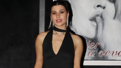 Η-Δανάη-Παππά-είχε-ατύχημα:-Πήγε-στο-γύρισμα-του-«Άγιου-έρωτα»-με-πατερίτσες-και-μπαταρισμένο-πόδι