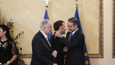 Μακρόν:-Ελλάδα-και-Γαλλία-σκέφτονται-πάντα-πέρα-από-τον-εαυτό-τους-μέσα-στην-παγκόσμια-αταξία