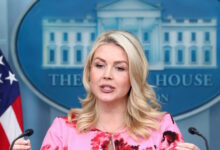 ΗΠΑ:-Η-Καρολάιν-Λέβιτ-αποχωρεί-από-τον-Λευκό-Οίκο-με-άδεια-μητρότητας