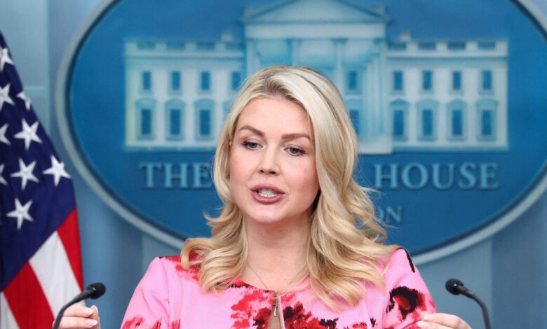 ΗΠΑ:-Η-Καρολάιν-Λέβιτ-αποχωρεί-από-τον-Λευκό-Οίκο-με-άδεια-μητρότητας