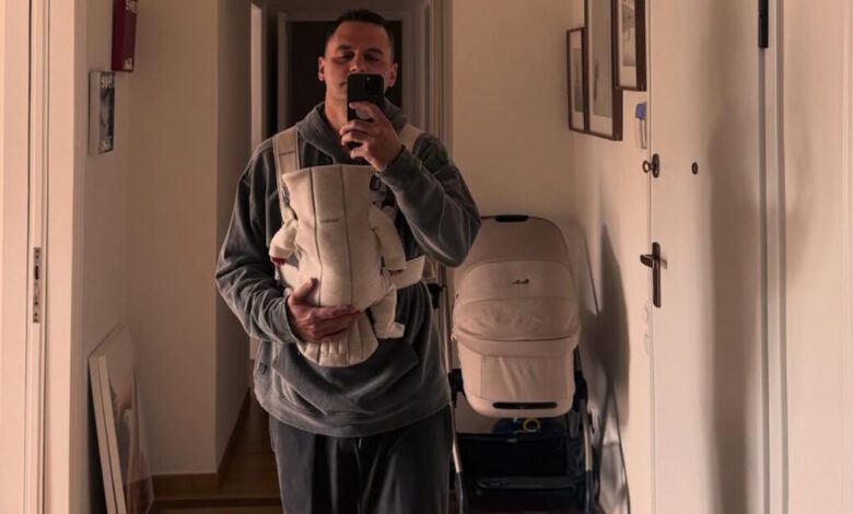 Κατερίνα-Καινούργιου:-Το-συγκινητικό-βίντεο-με-το-μωρό-της-και-η-selfie-του-Παναγιώτη-Κουτσουμπή