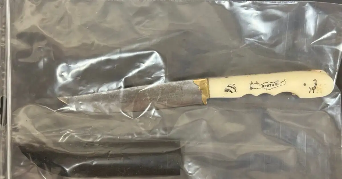 Άγιος-Δημήτριος:-Με-αυτό-το-κρητικό-μαχαίρι-σκότωσε-τον-Θεόφιλο-ο-20χρονος-–-«Το-έπλυνα-και-το-έκρυψα-στον-θερμοσίφωνα»