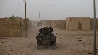 Μαζικές-επιθέσεις-στο-Μαλί:-Πυροβολισμοί-και-εκρήξεις-σε-πολλαπλά-μέτωπα