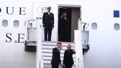 Αναχώρησε-από-την-Ελλάδα-ο-Εμανουέλ-Μακρόν-–-Τα-κέρδη-από-την-επίσκεψη-του-Γάλλου-προέδρου