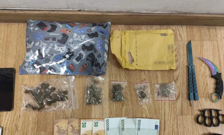 Αθήνα:-Συνελήφθη-19χρονος-που-προσπάθησε-να-εισάγει-κάνναβη-με-δέμα-για-να-την-πουλήσει