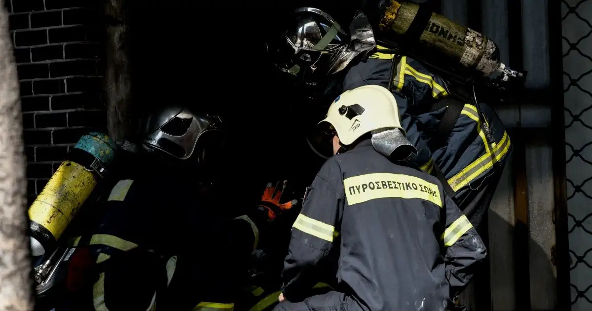 Φωτιά-σε-σπίτι-στο-Μεταξουργείο-–-Διακόπηκε-η-κυκλοφορία