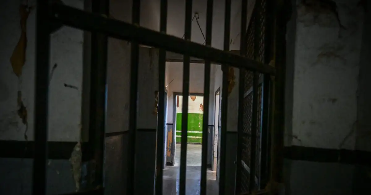 Χανιά:-Κρατούμενοι-έβαλαν-φωτιά-σε-κελί-στις-φυλακές-Αγυιάς-–-Μεταφέρθηκαν-στο-νοσοκομείο-μαζί-με-3-σωφρονιστικούς-υπαλλήλους