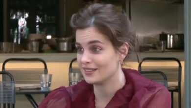 Σμαράγδα-Αδαμοπούλου:-«Έχω-ακούσει-από-γυναίκες-ότι-κάνω-δουλειές-εξαιτίας-του-συντρόφου-μου,-του-Λευτέρη-Χαρίτου»