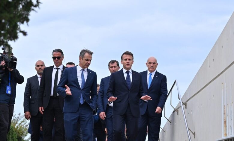 Κοινό-μέτωπο-Μακρόν-–-Μητσοτάκη:-Ζητούν-καθυστέρηση-στην-αποπληρωμή-του-χρέους-της-περιόδου-covid-και-νέα-ευρωομόλογα