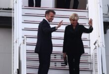 Τα-μηνύματα-Μακρόν-πριν-την-αναχώρηση-για-Γαλλία-–-Τα-κέρδη-από-την-επίσκεψη-του-Γάλλου-προέδρου