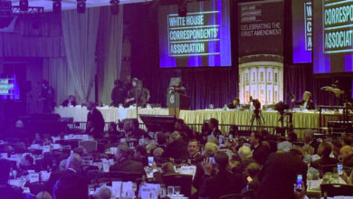 Συναγερμός-στις-ΗΠΑ:-Ο-Ντόναλντ-Τραμπ-απομακρύνθηκε-από-το-δείπνο-των-ανταποκριτών-μετά-από-πυροβολισμούς