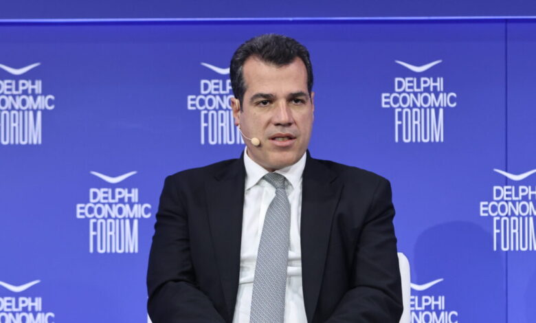 Θάνος-Πλεύρης-από-Δελφούς:-Οι-ήπιες-πολιτικές-στο-μεταναστευτικό-απέτυχαν,-προτεραιότητα-η-προστασία-των-συνόρων