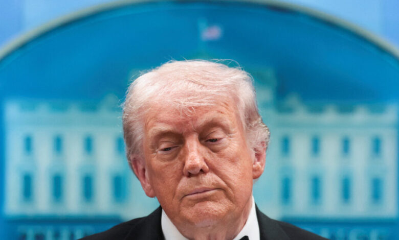 Ντόναλντ-Τραμπ:-Οι-πρώτες-του-δηλώσεις-μετά-τους-πυροβολισμούς-στο-Χίλτον-–-Βίντεο-από-τη-στιγμή-της-επίθεσης